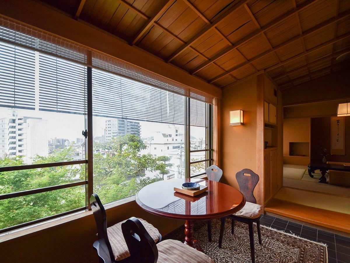 Yamatoya Besso Hotel Matsuyama  Buitenkant foto